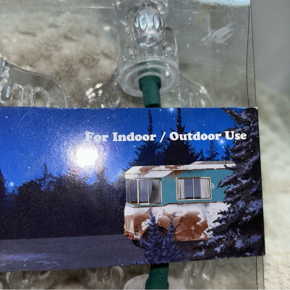 Festive Green String Lights for Holiday Decor - Picture 4 of 7